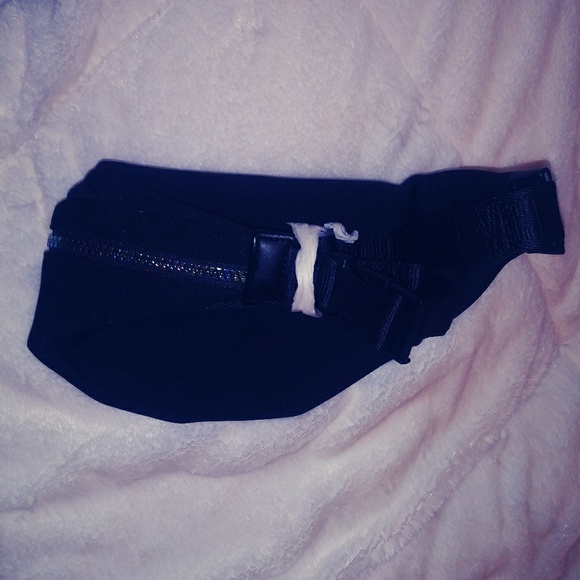 Fanny pak - Picture 5 of 7